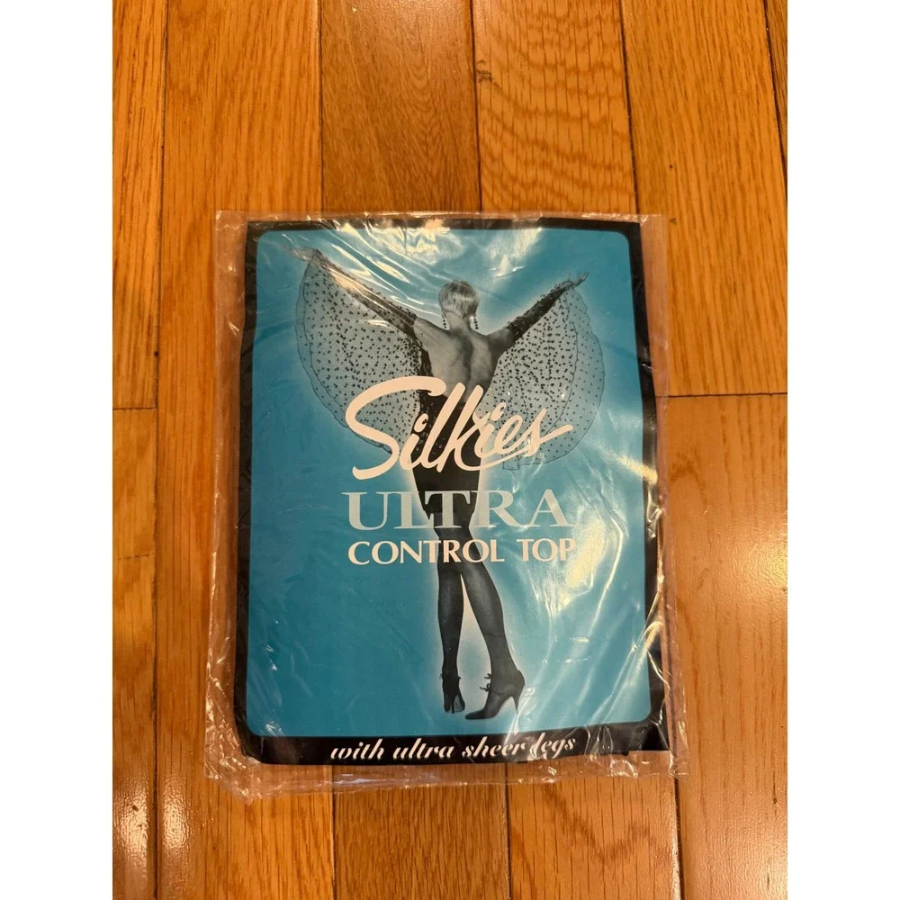 Silkies Ultra Control Top Pantyhose Ultra Sheer‎ Legs Nude Beige Vtg 2 Pairs XL